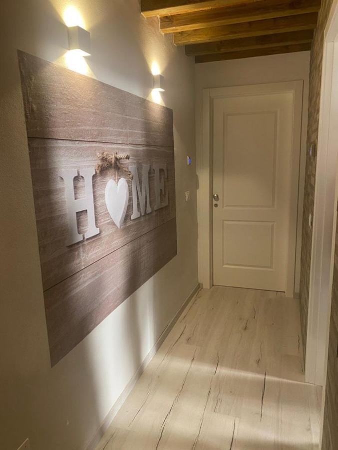 La Torre Di Borgunto - Piazza Grande Apartment Arezzo Luaran gambar