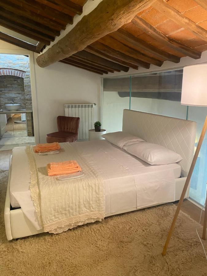 La Torre Di Borgunto - Piazza Grande Apartment Arezzo Luaran gambar